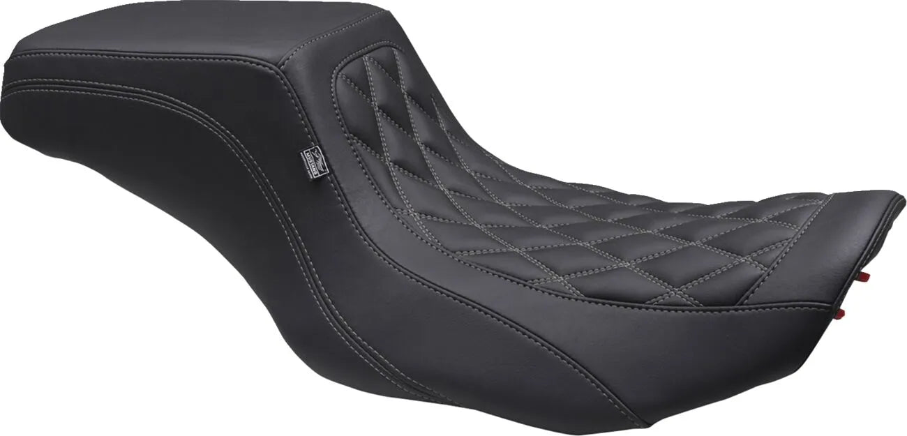 Front Mustang Double Diamond Squareback Seat - For Harley Davidson