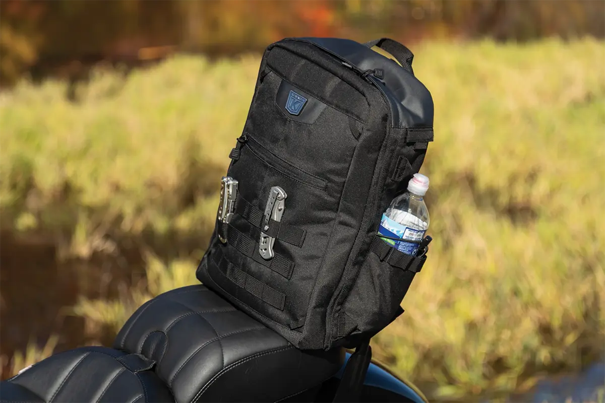 Kuryakyn Momentum Runaway Backpack Black 1250 Cubic Inches