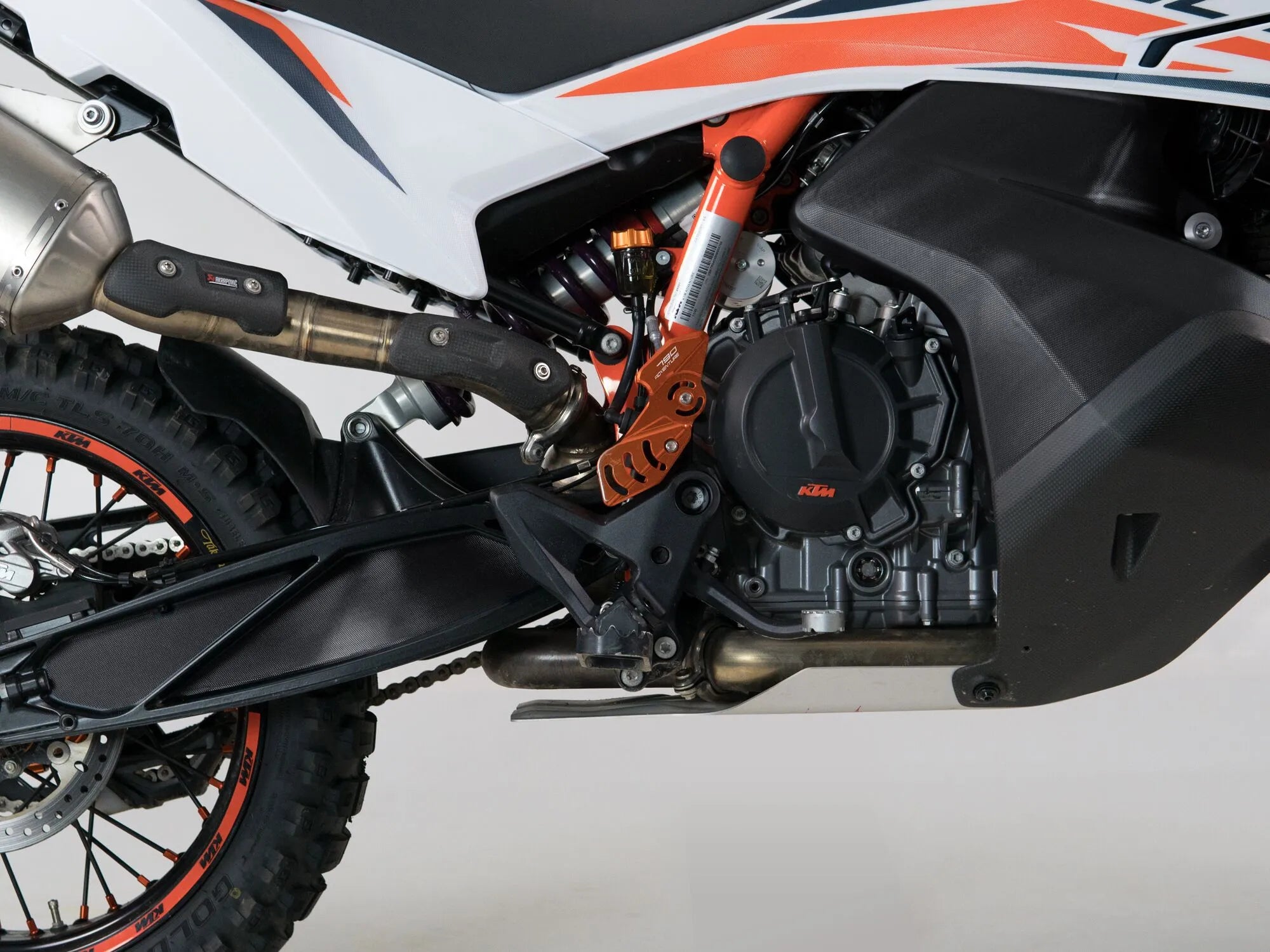 Uniracing Scratch Saver For Ktm - Black Vinyl Tank Protection