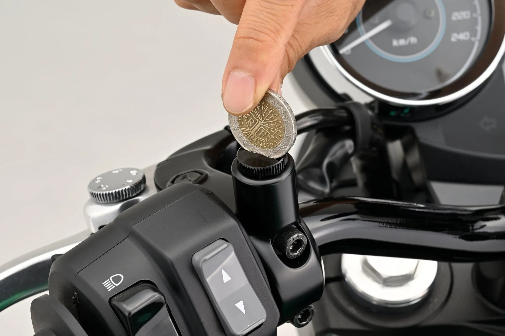 Daytona Mirror Plug Bolt M10 X 1.25 Thread