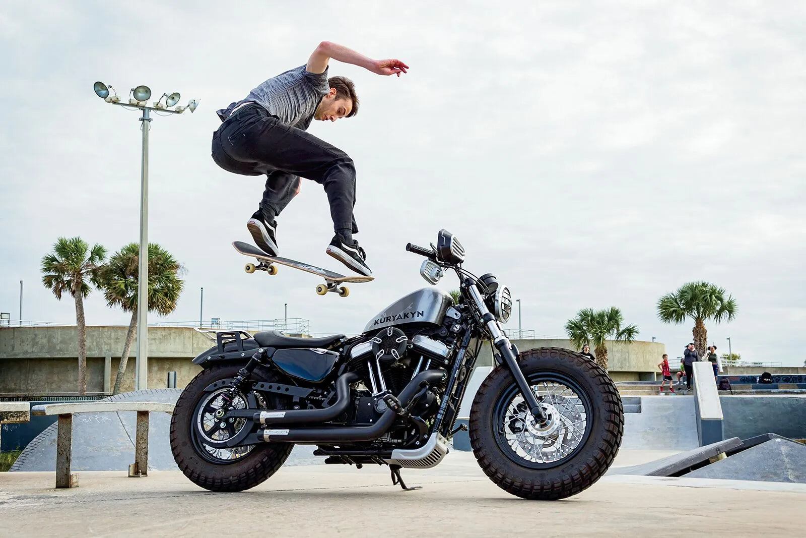 Kuryakyn Dillinger Mirror: Enhanced Visibility