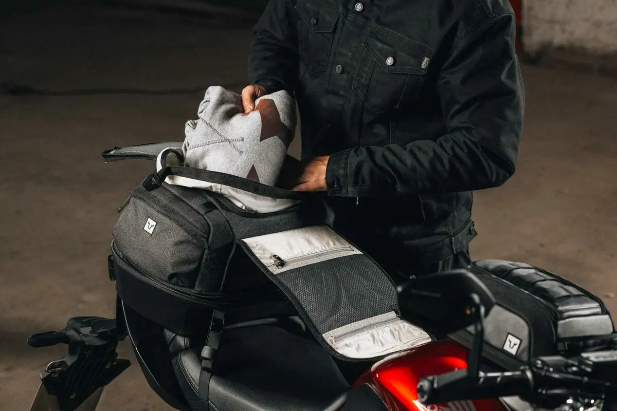 Sw-motech Legend Gear Lr4 Tail Bag