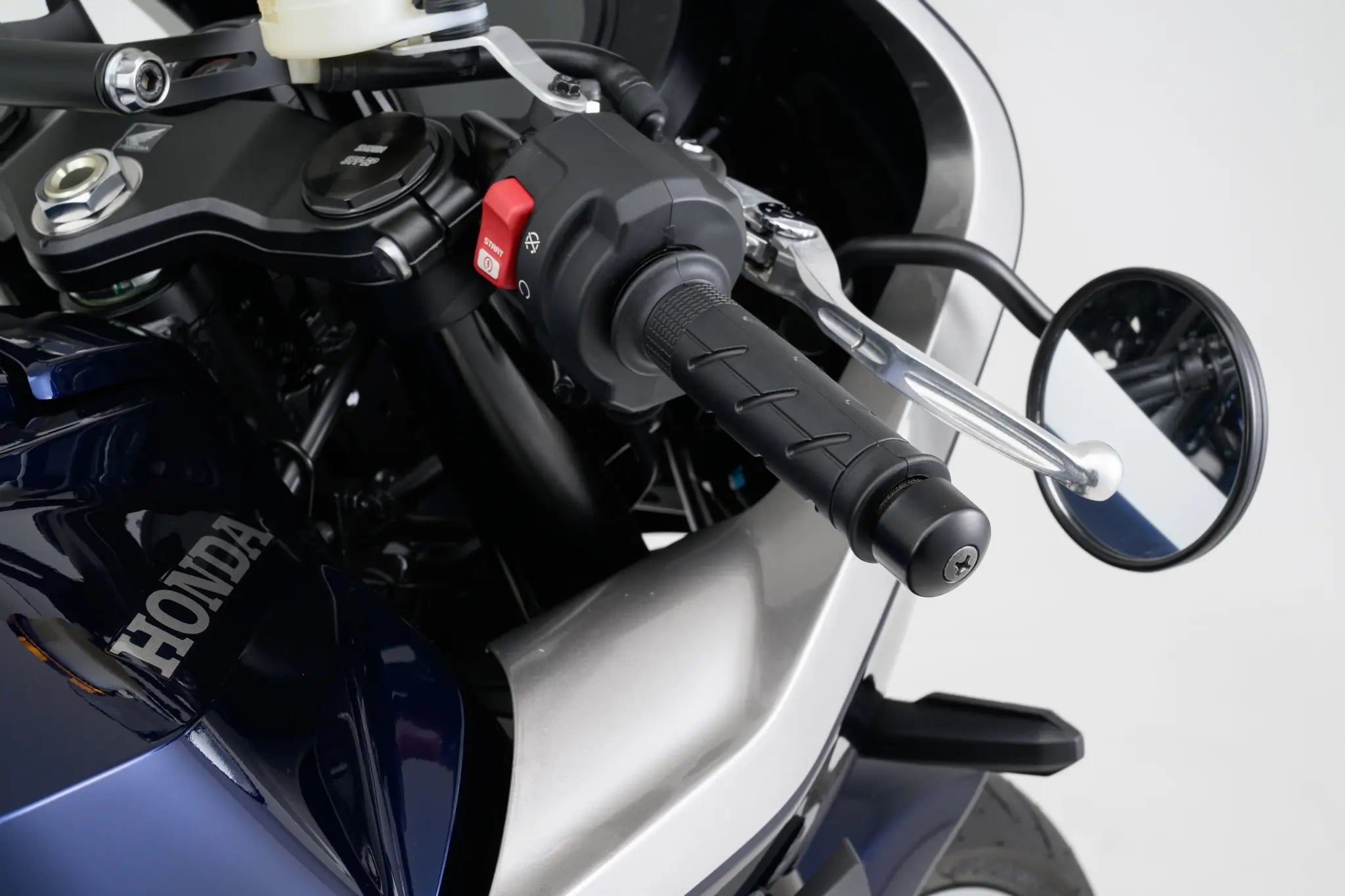 Daytona Grippy Grip - Tapered Design, 22mm Handlebar