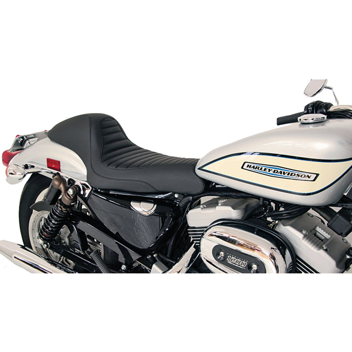Mustang cafe solo seat