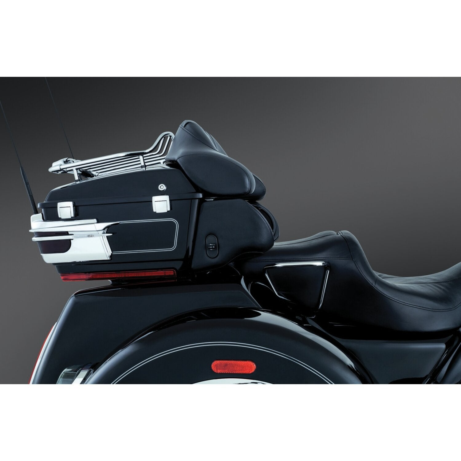 Kuryakyn Relocator kit for Tour-Pak