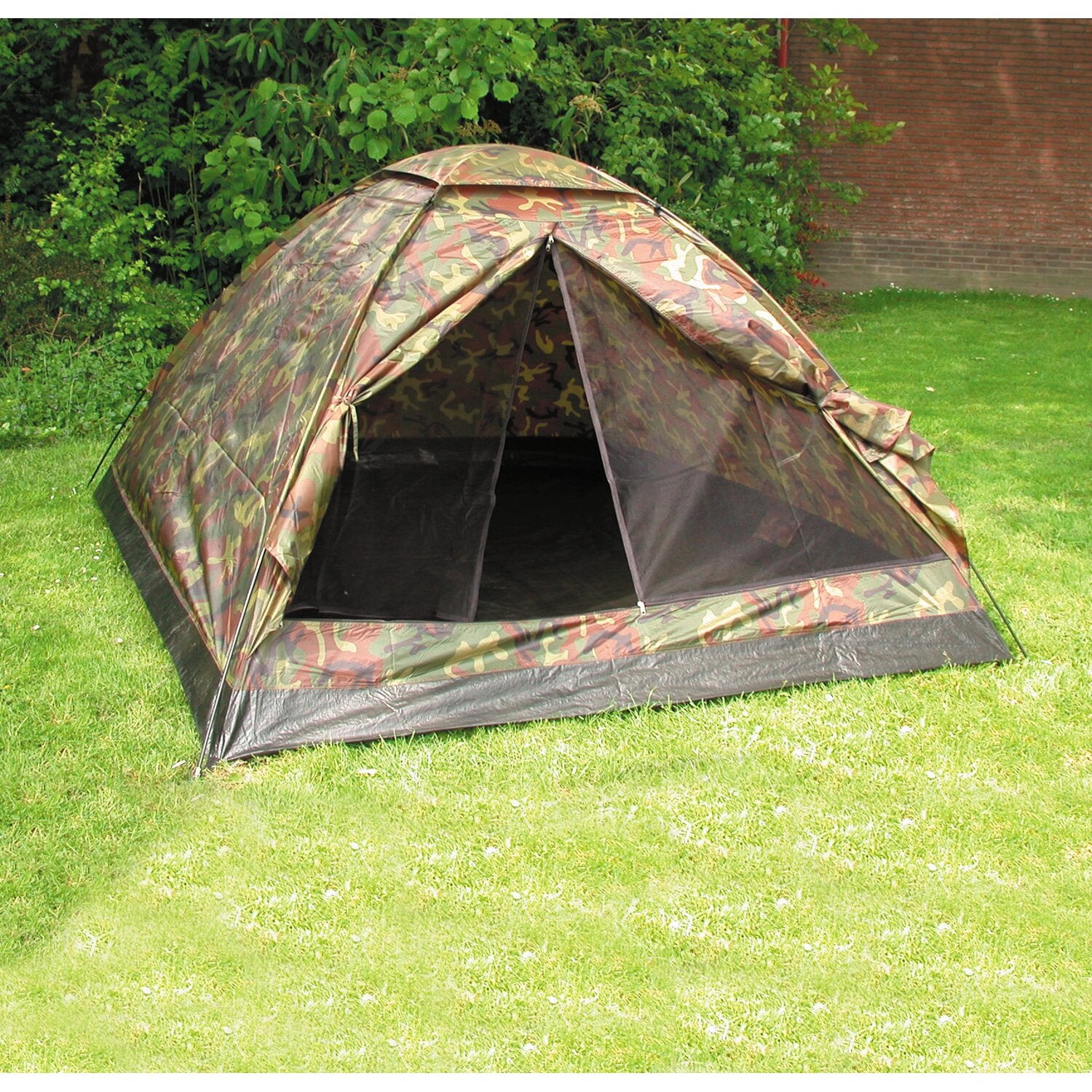 Army Surplus Fostex 4-person tent camouflage
