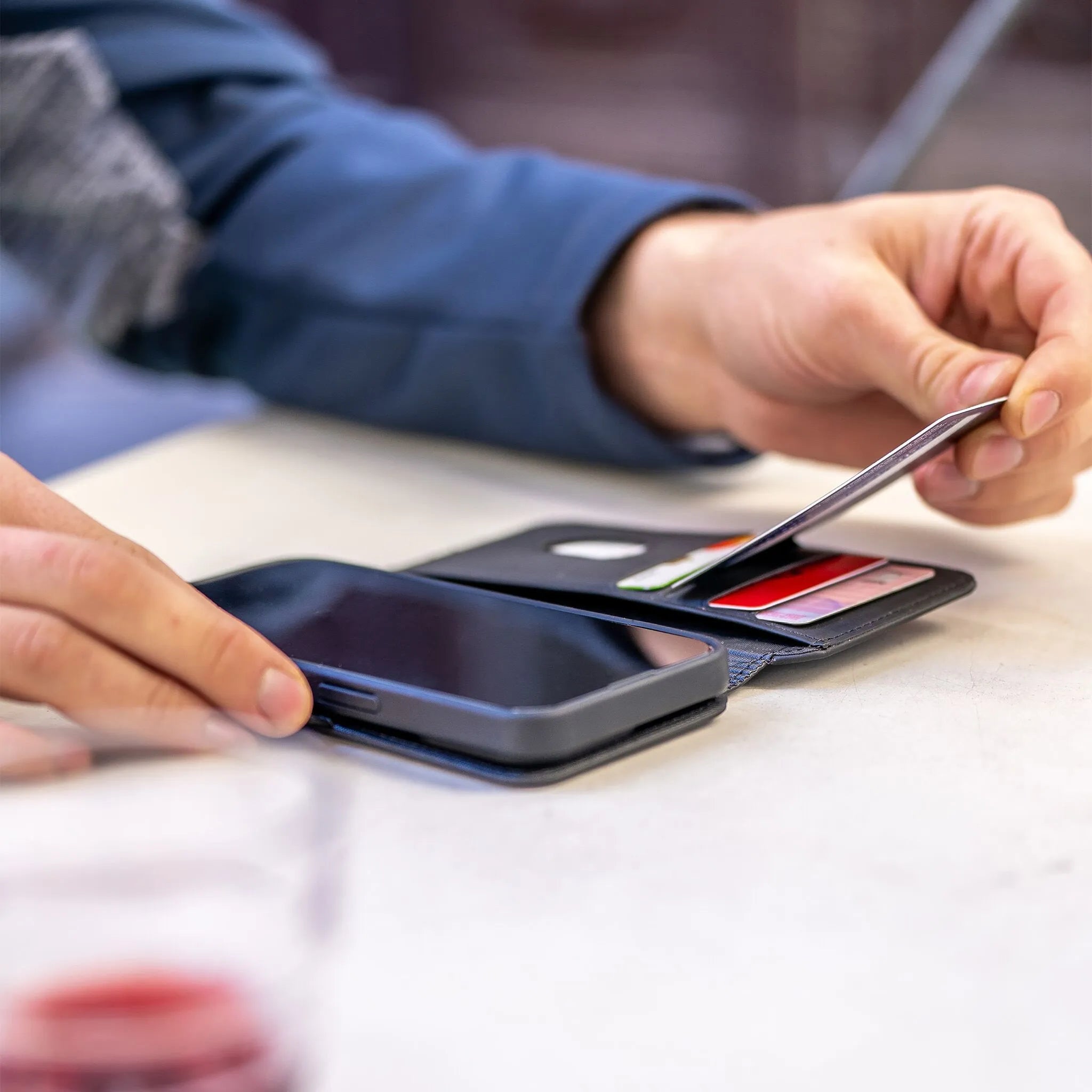 Sp Connect Magnetic Flip Cover Spc+ Universal Phone Case