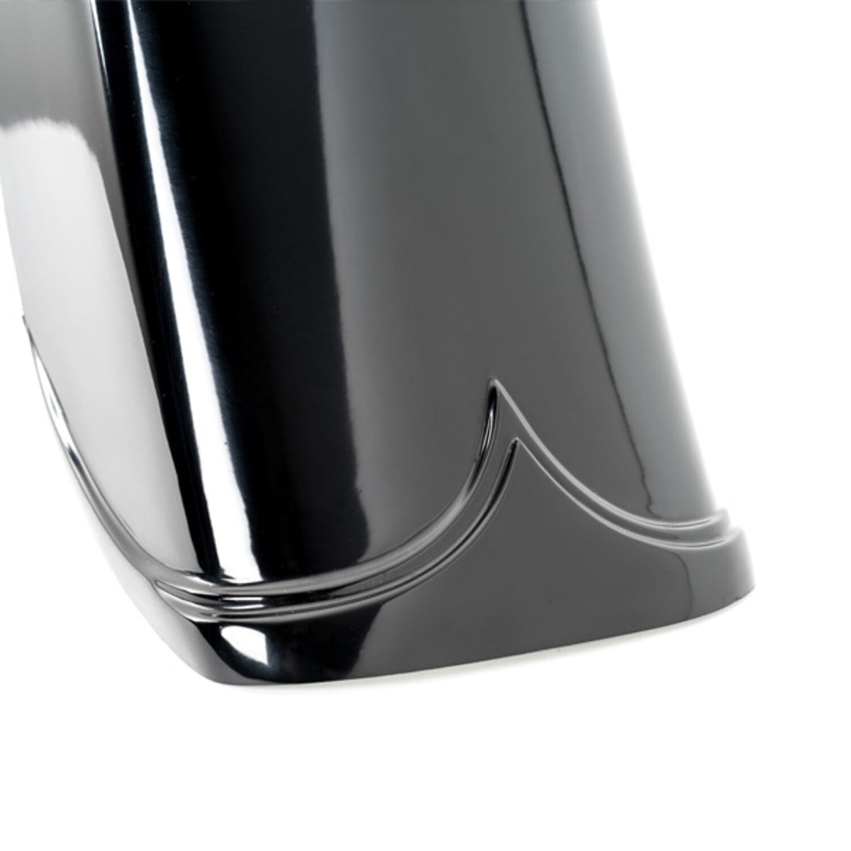 Killer Custom 4" stretch rear fender with tip