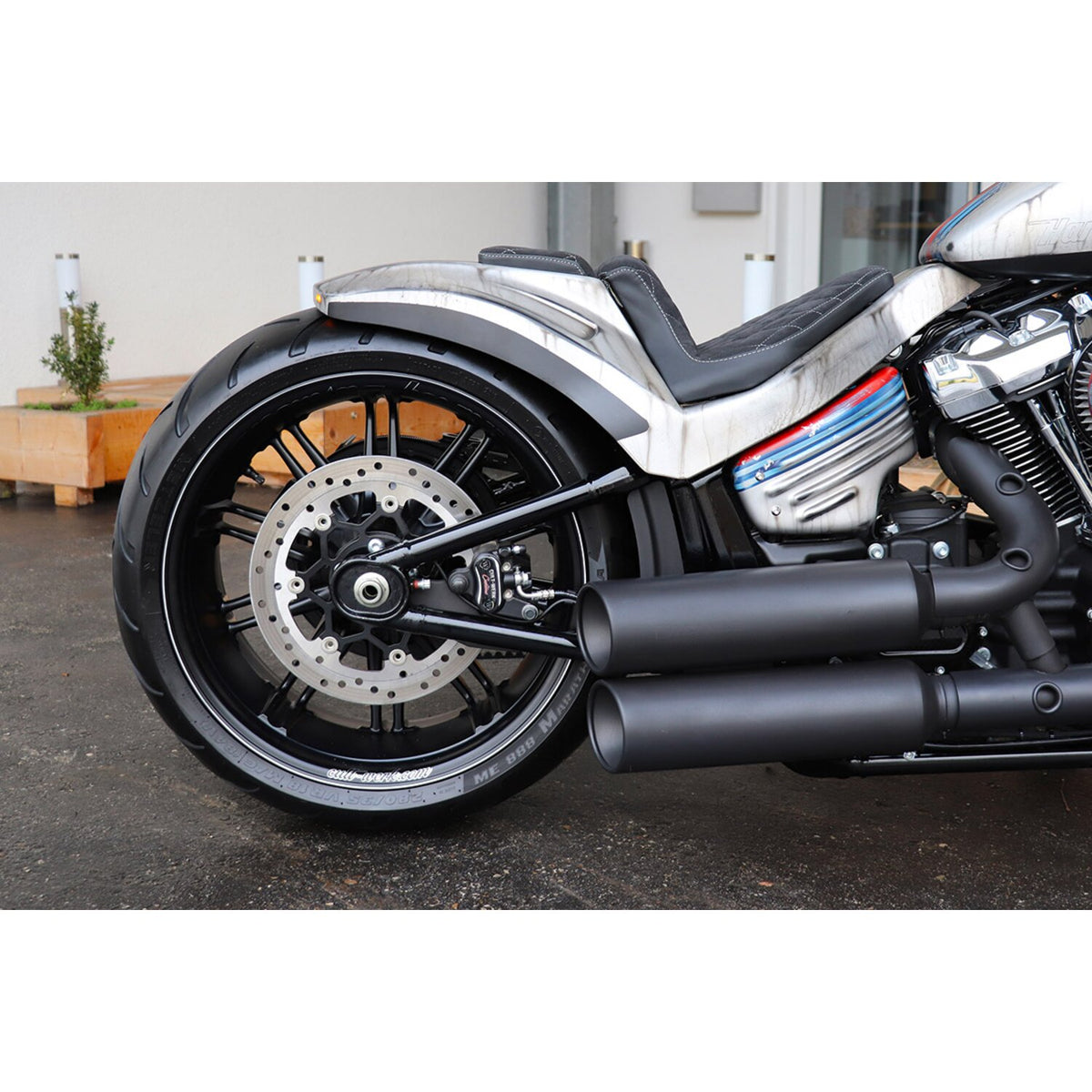 Cult-Werk Softail wide fender kit 'Racing' - 2-up seat