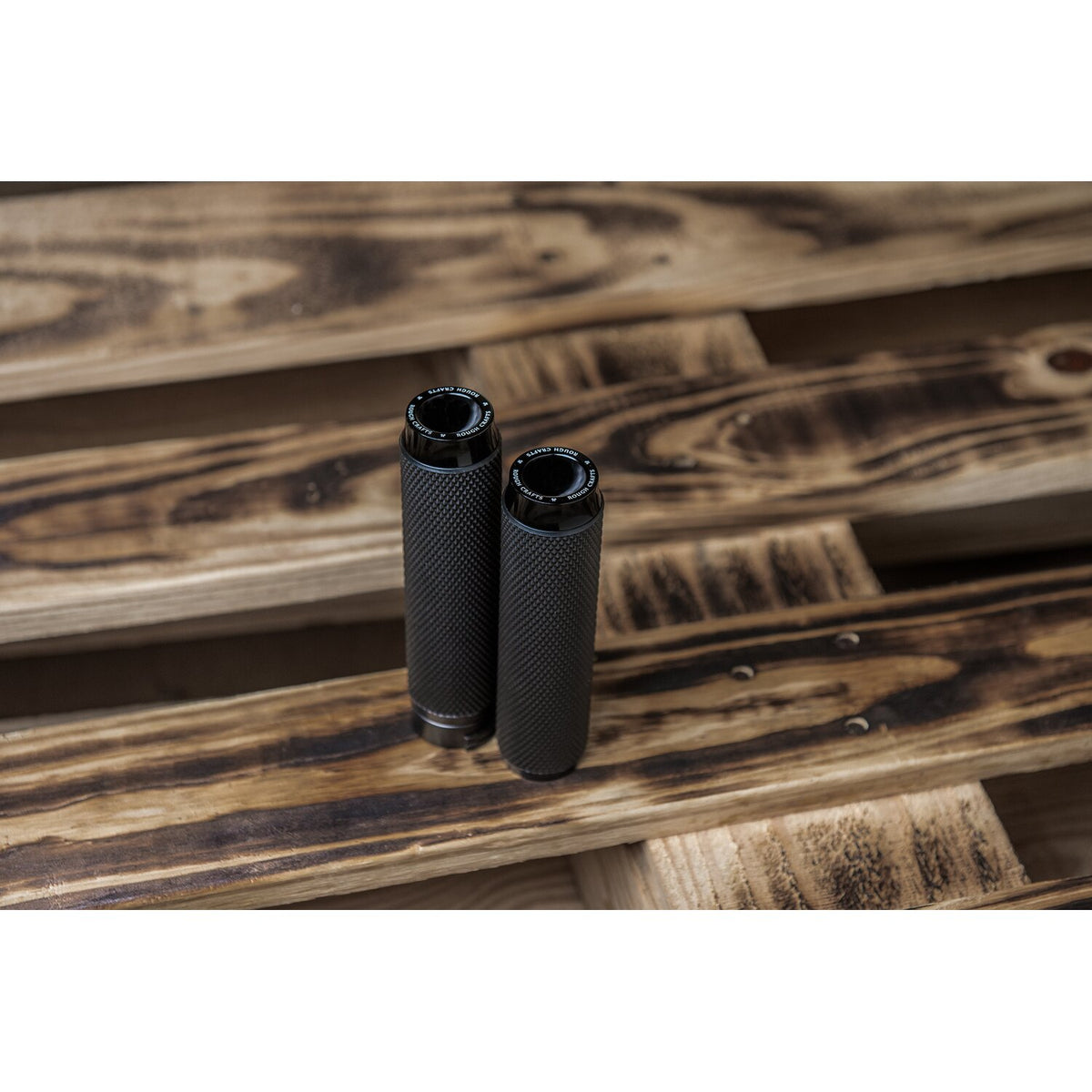 Rough Crafts knurled rubber handlebar grips - Black