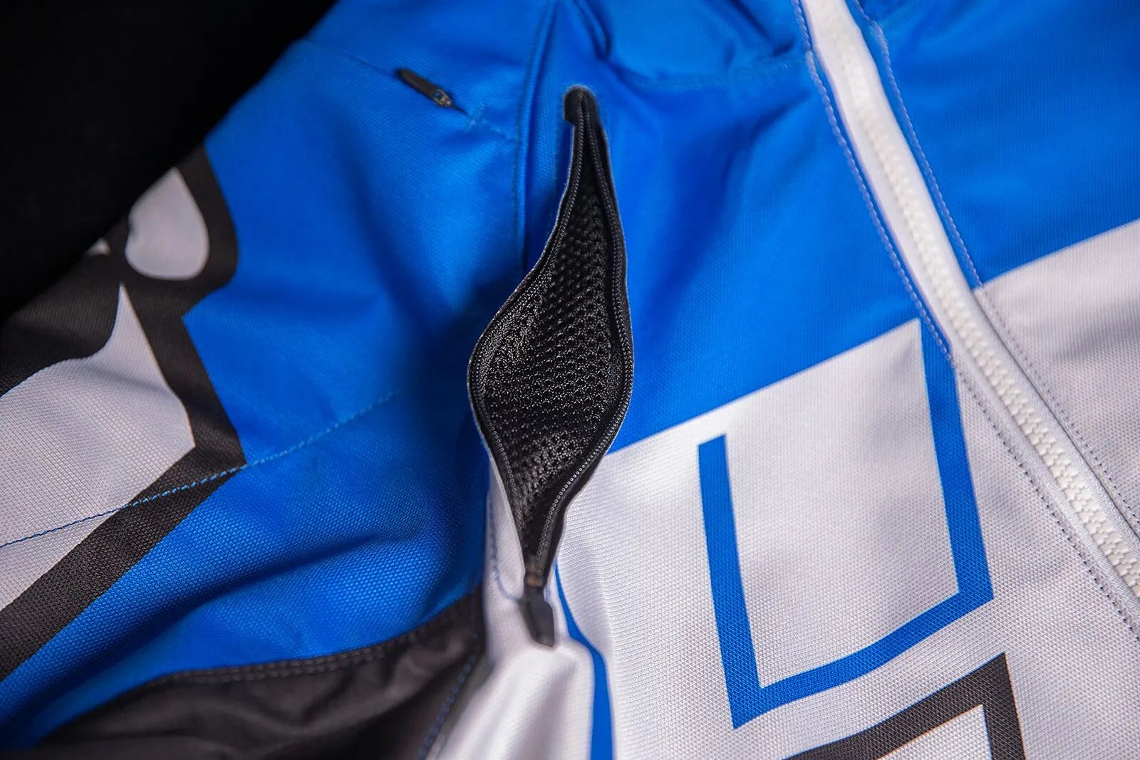 Icon Airform Retro Jacket - Black/Blue/White