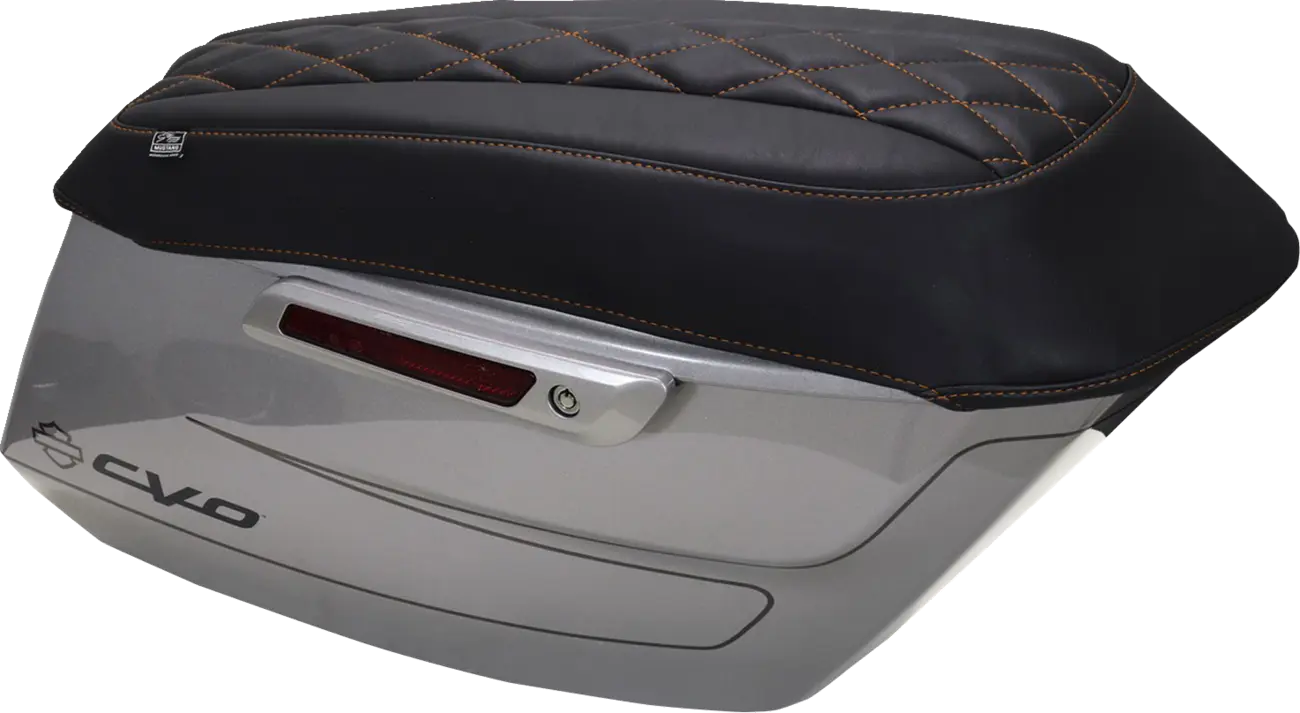 Mustang Deluxe Diamond Saddlebag Lid Covers