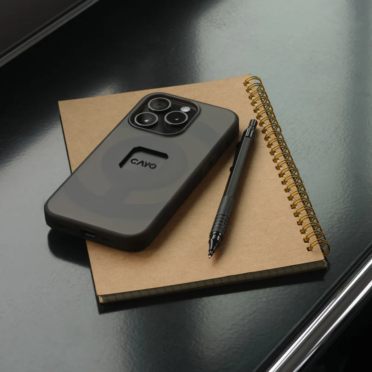 Cayo phone.dokk - iPhone 15 Pro - Smoky black