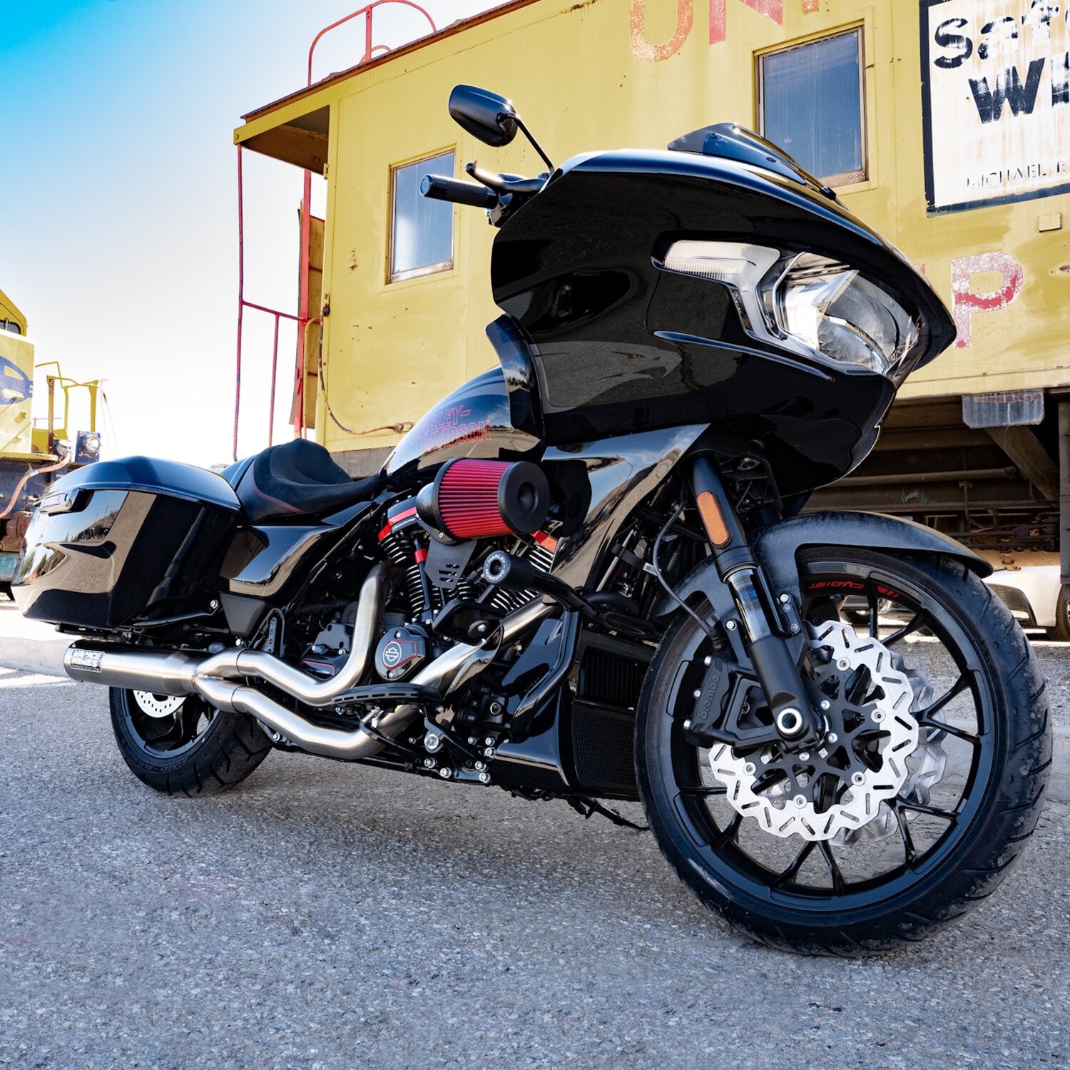 Vance & Hines VO2 Falcon XL air intake - Gloss Forged Carbon