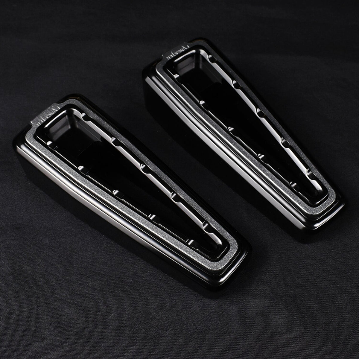 Fangster rider foot pegs - Black smoky