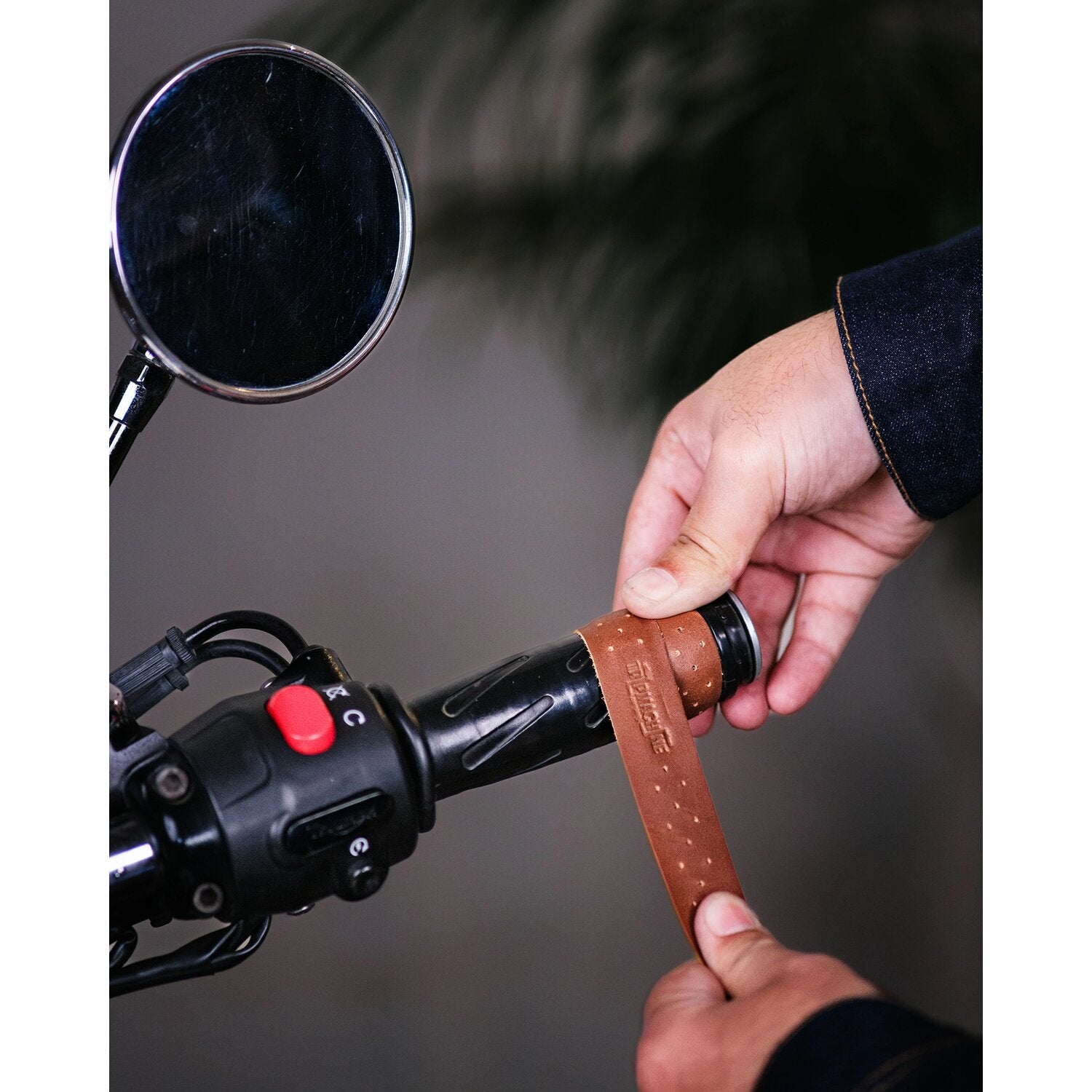 Trip Machine handlebar grip wraps - Dark Tan Cognac perforat