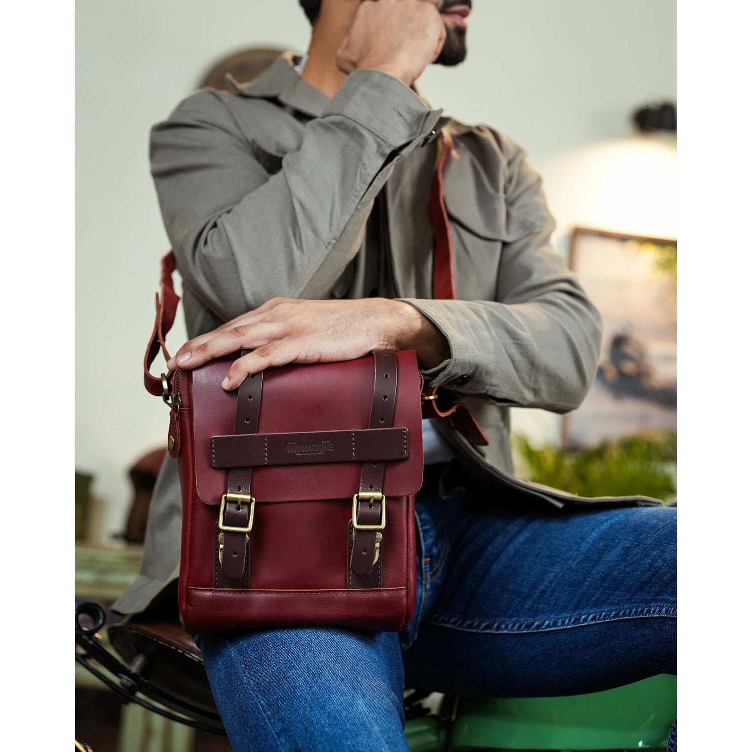 Trip Machine tank and tail bag - 4.4 liter - Cherry