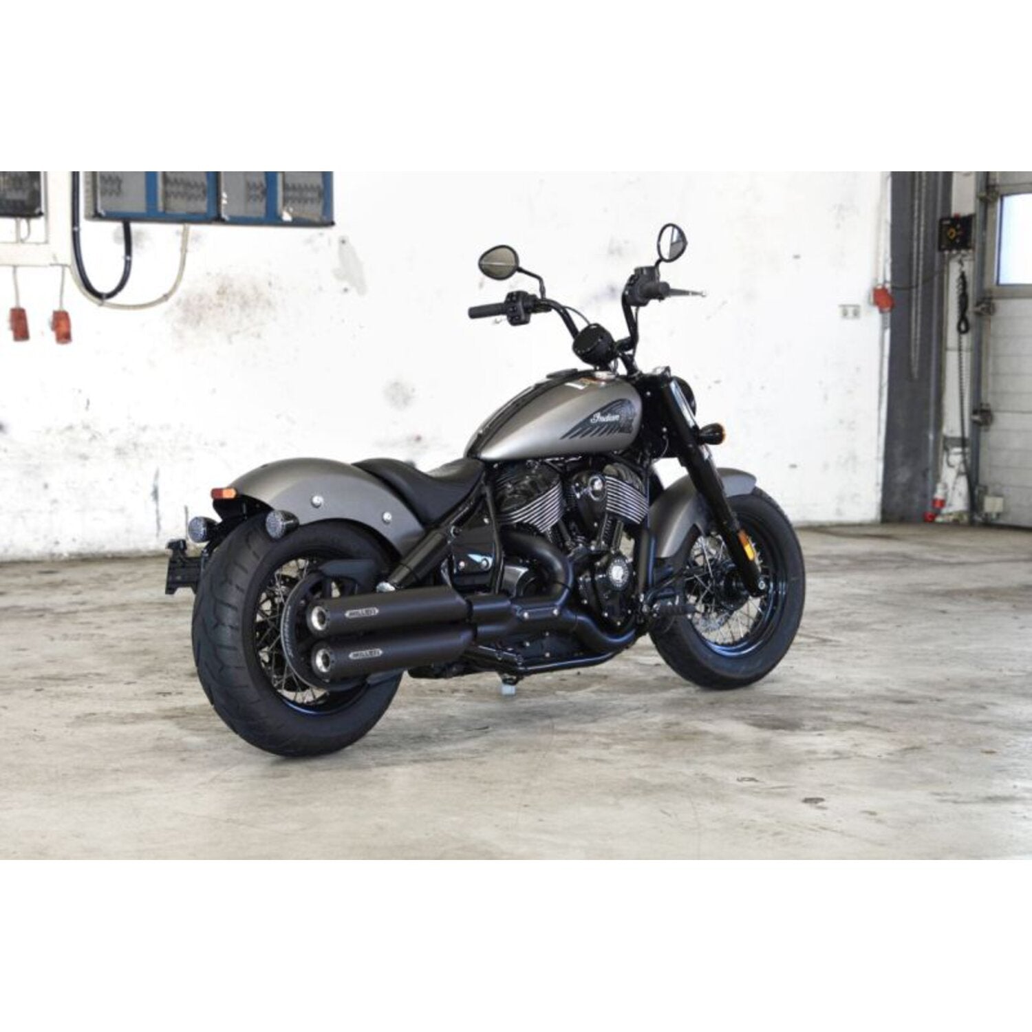 Miller Exhaust Miller Omaha II Slip-Ons black End cap Standard black