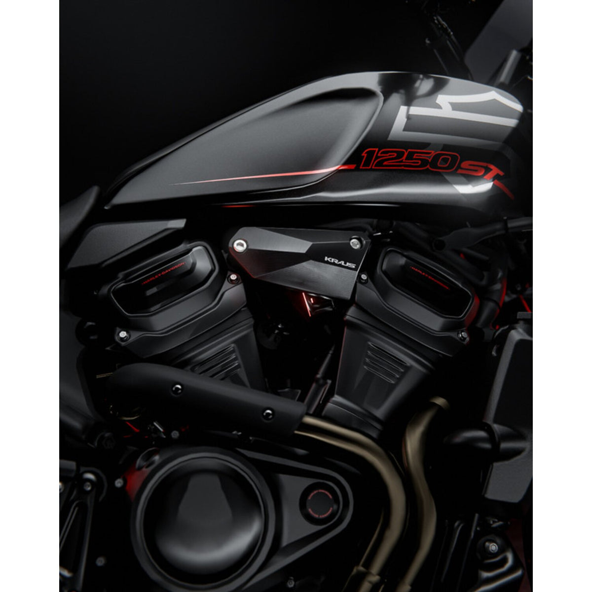 Kraus Revmax right engine cover - Black