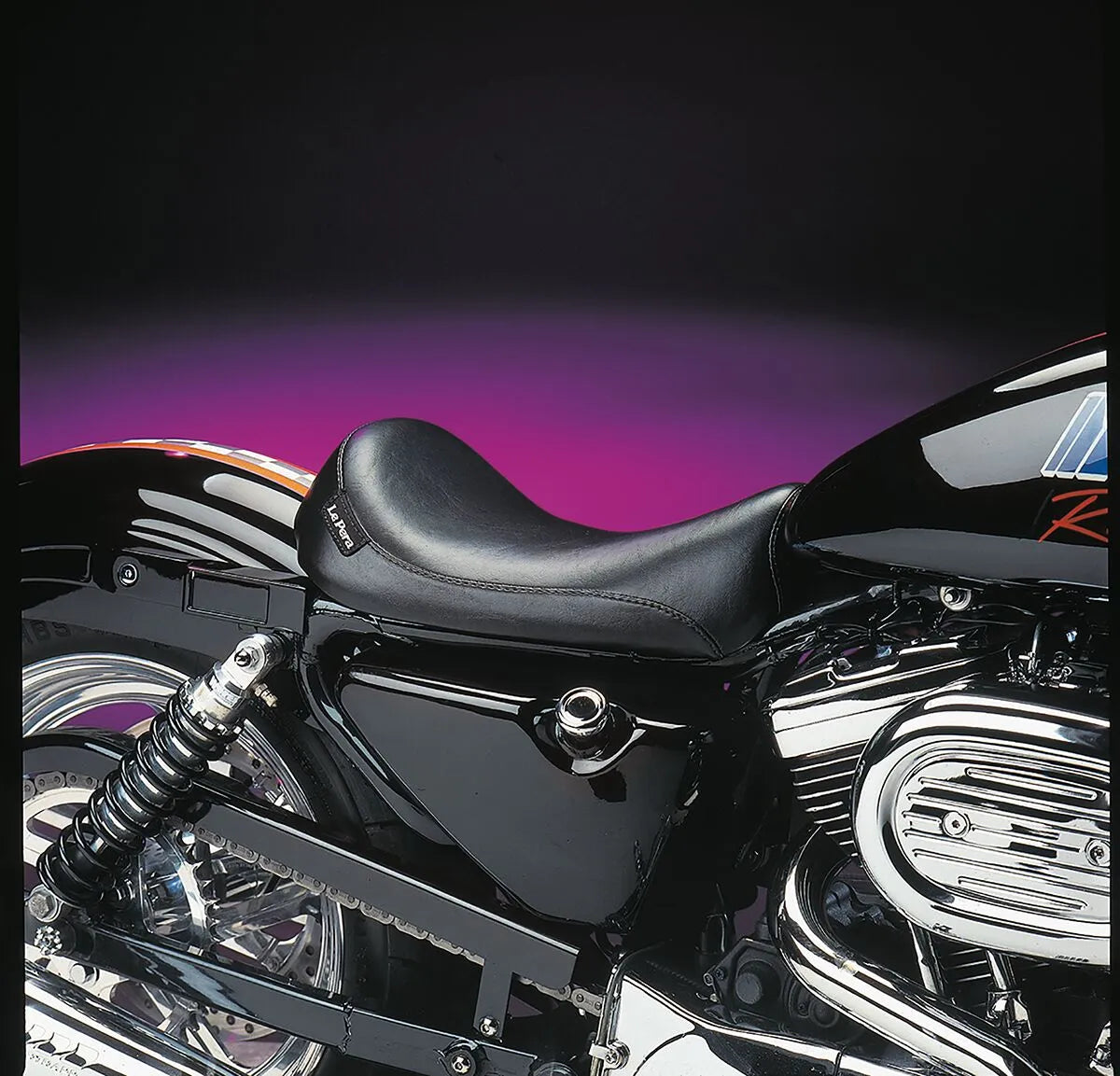 Le Pera Silhouette Solo Seat - Black Vinyl - For Harley Davidson