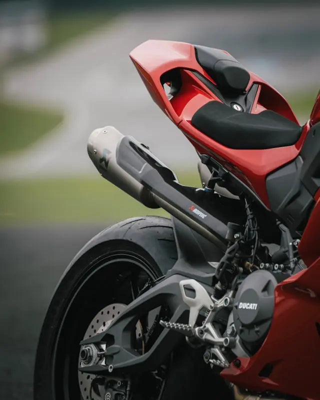Akrapovic Evolution Line Full Exhaust System for Street