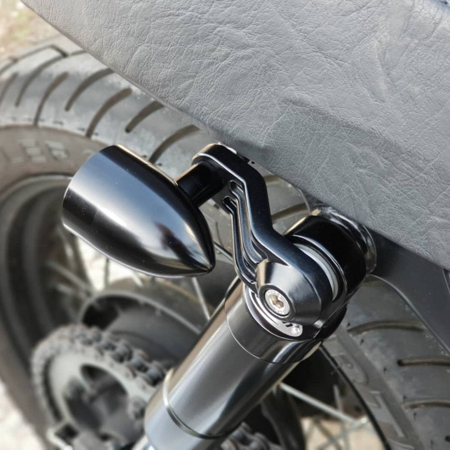 Motone ribbed Triline turn signal brackets - Black