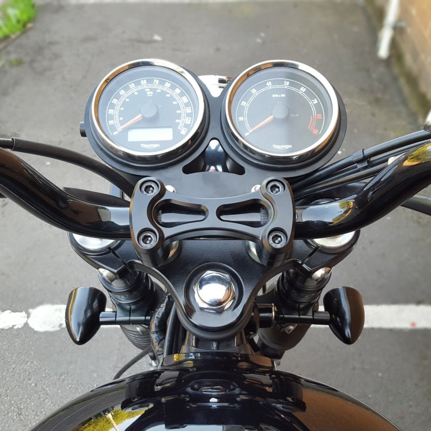 Motone Wrap-around turn signal brackets 41mm forks