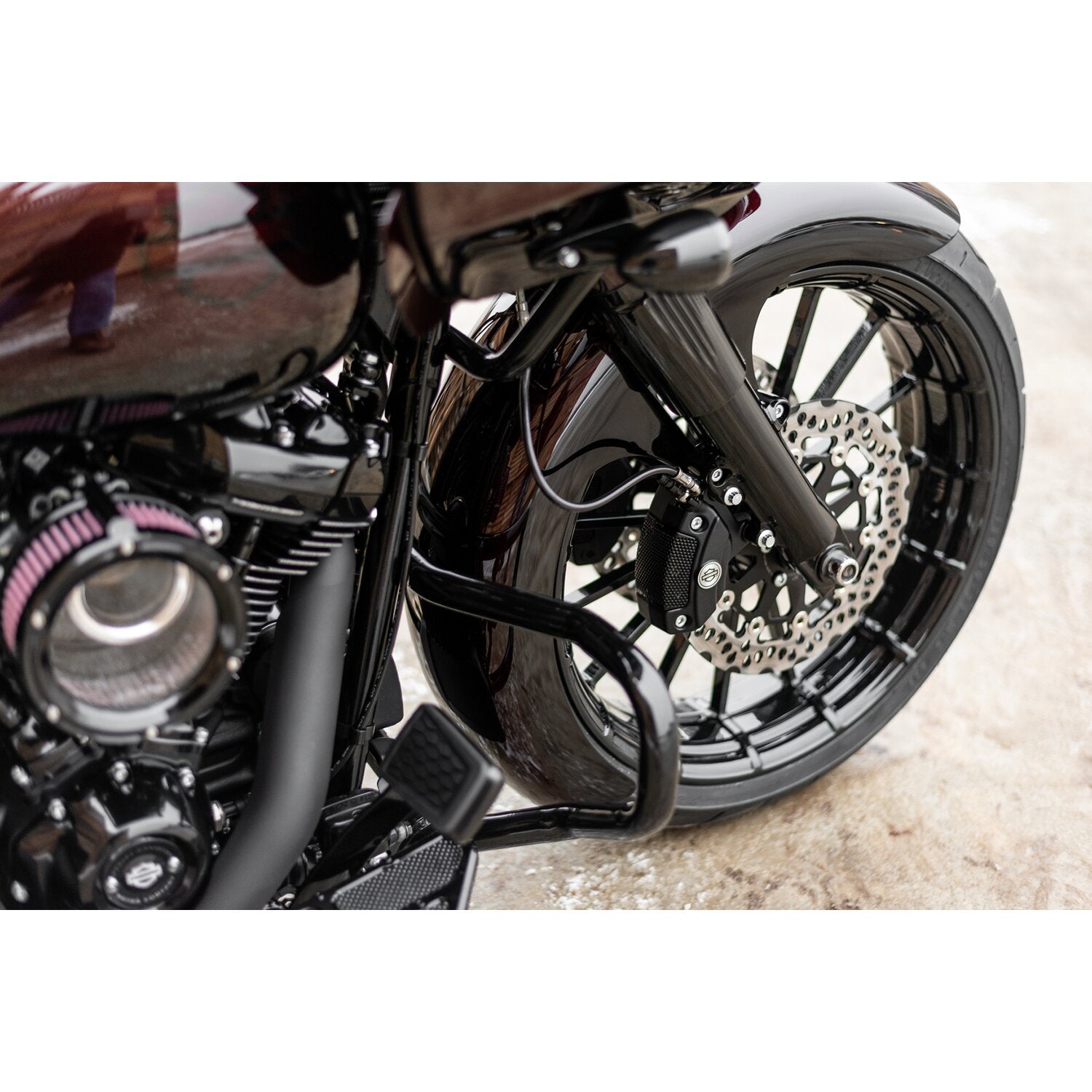 Killer Custom 'Wrapper' front fender 18 x 5.50 fat wheels