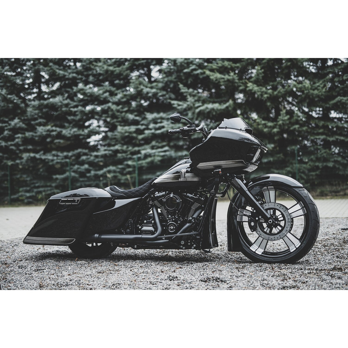 Killer Custom 'Bulldog' front fender 23 x 5.50 fat wheels