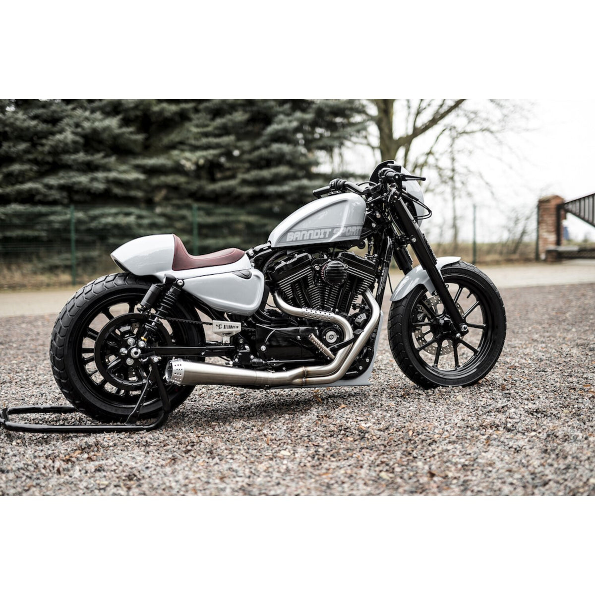 Killer Custom 'Cafe Racer' solo rear fender kit