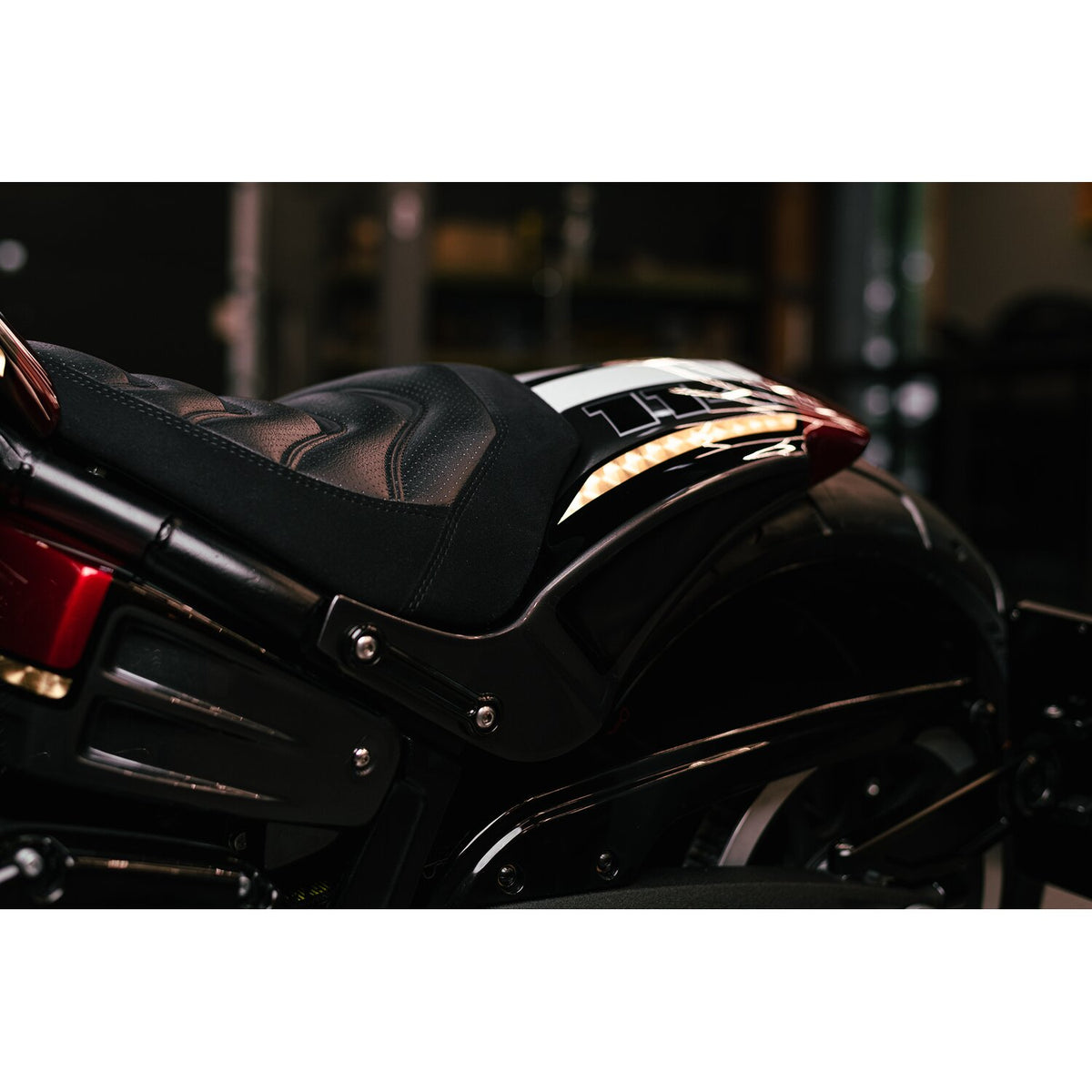 Killer Custom 'Avenger' rear fender kit - With int - struts