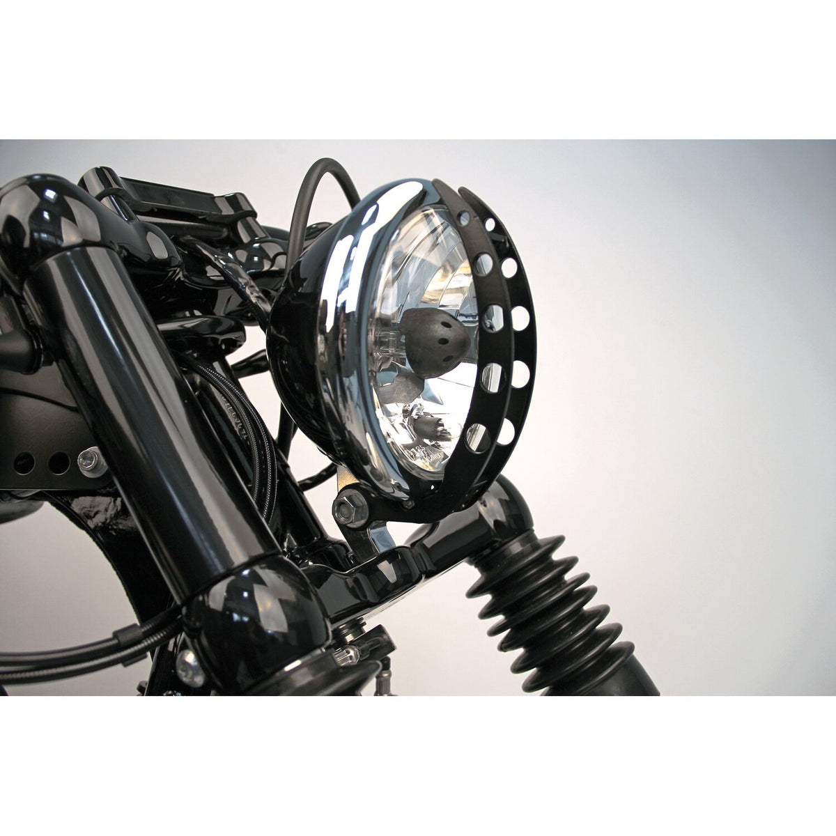 Cult-Werk 5-3/4" Kamikaze headlamp grill