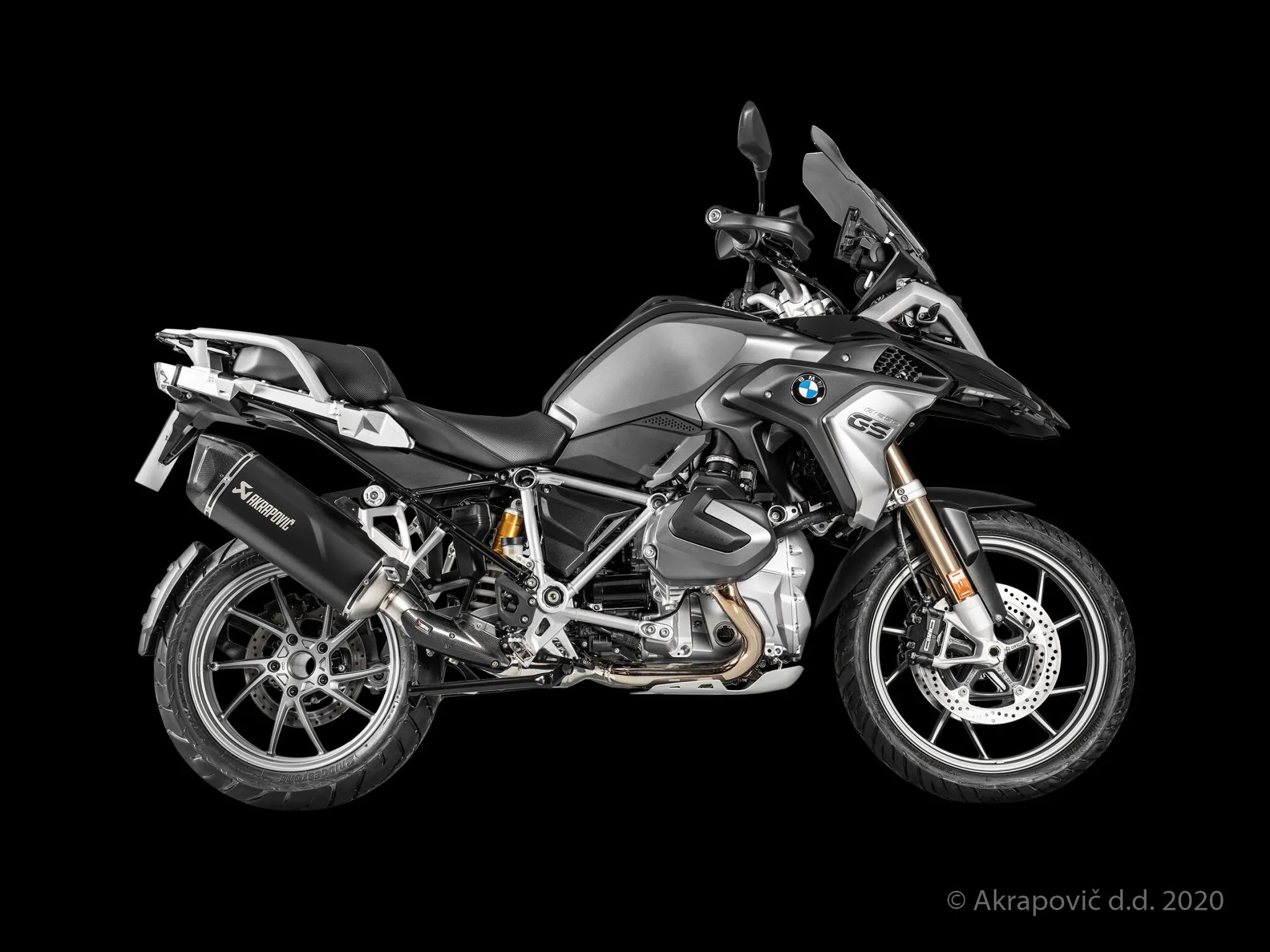 Akrapovic Slip-On Ljuddämpare Street - ECE Väglaglig