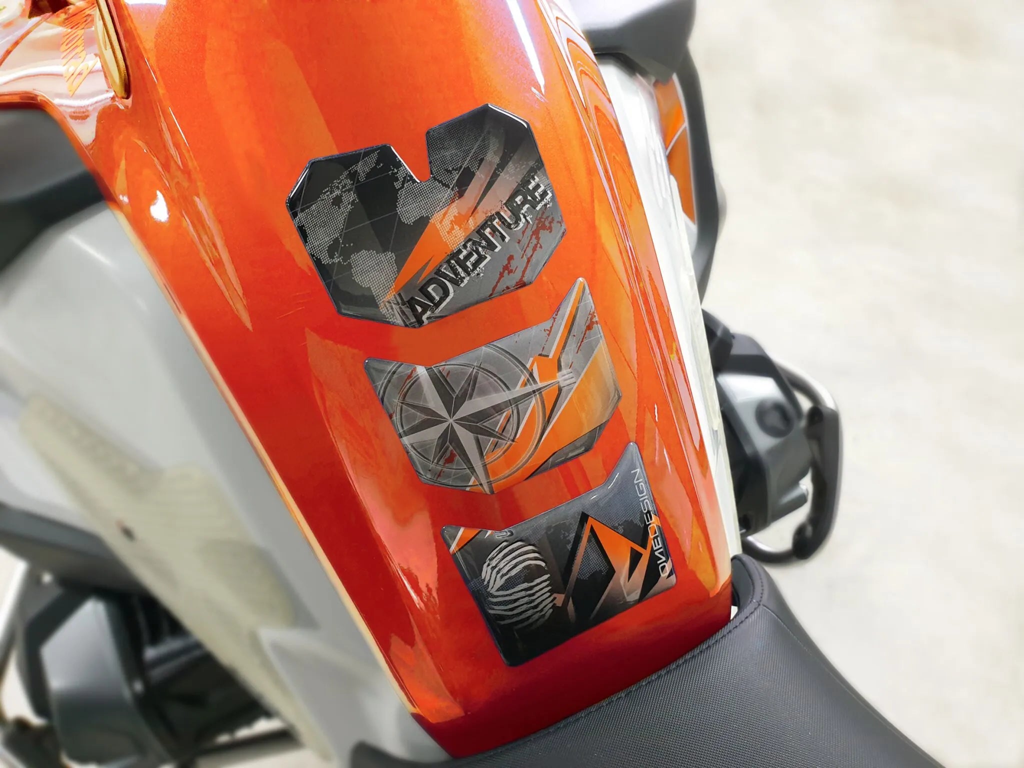 Onedesign Resin/soft Touch Tank Pad For Bmw