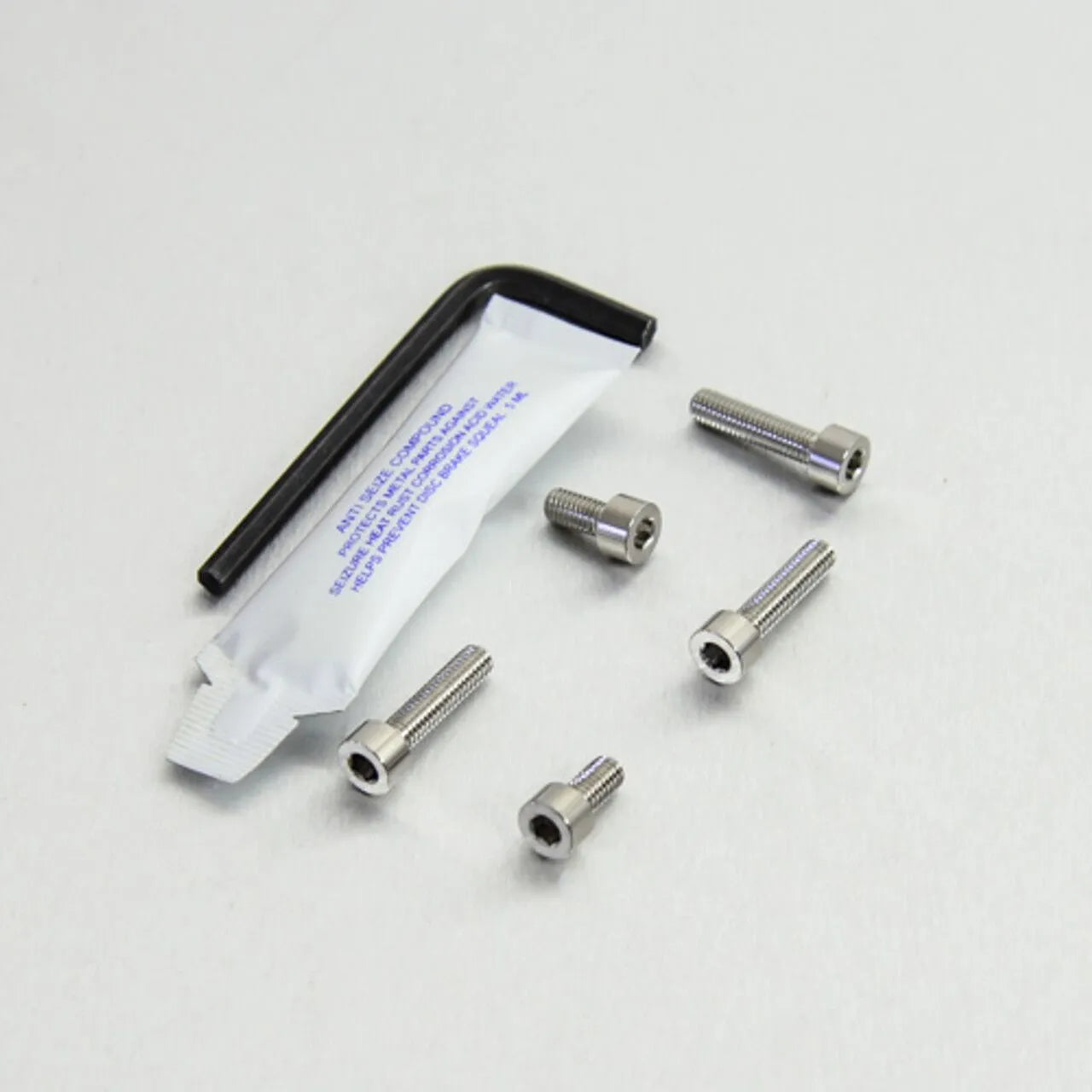 Pro Bolt Aluminum Fuel Cap Kit In Silver