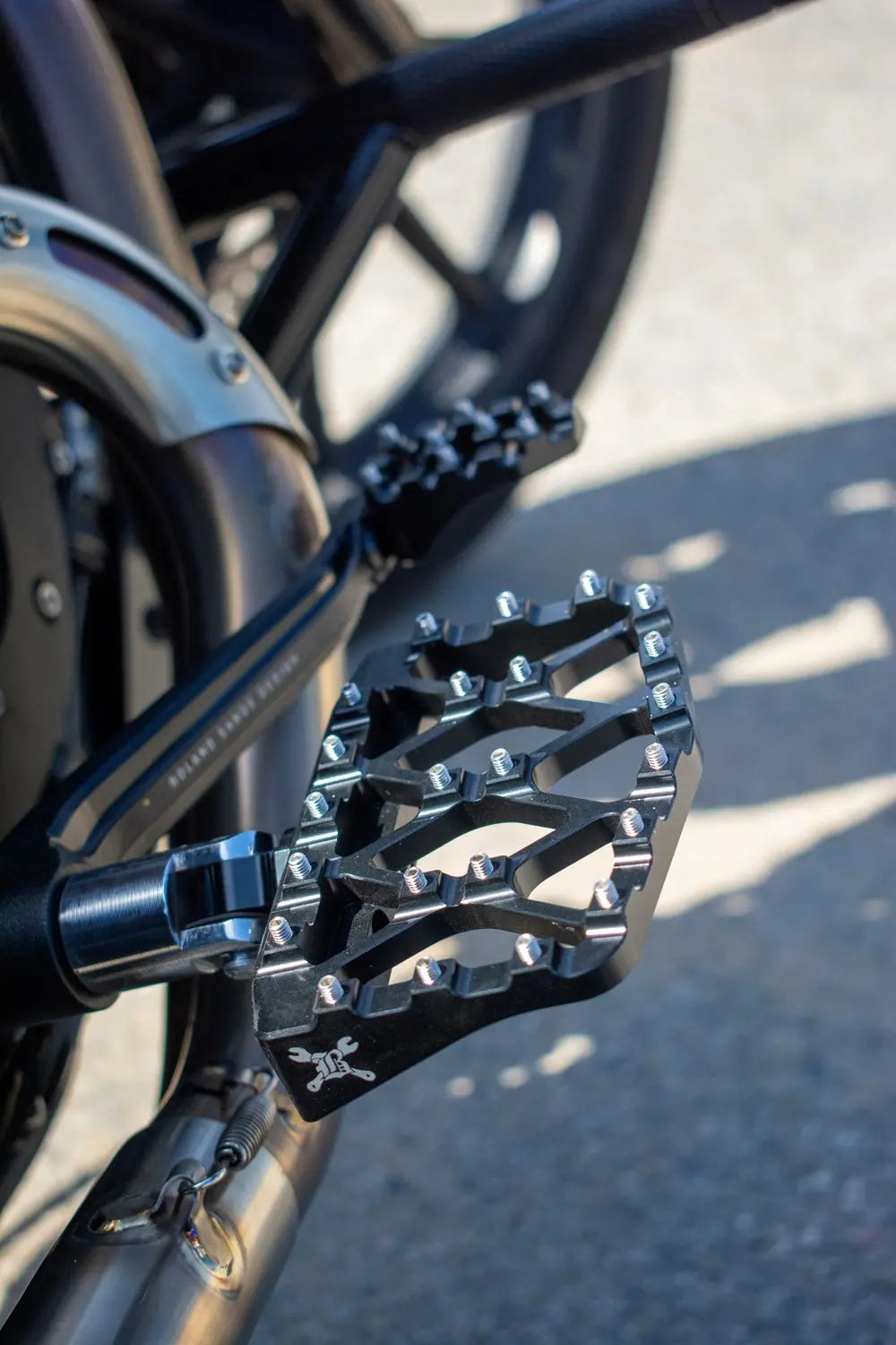Burly Brand X-Evolution Mini Floorboards Black M8 for Softail