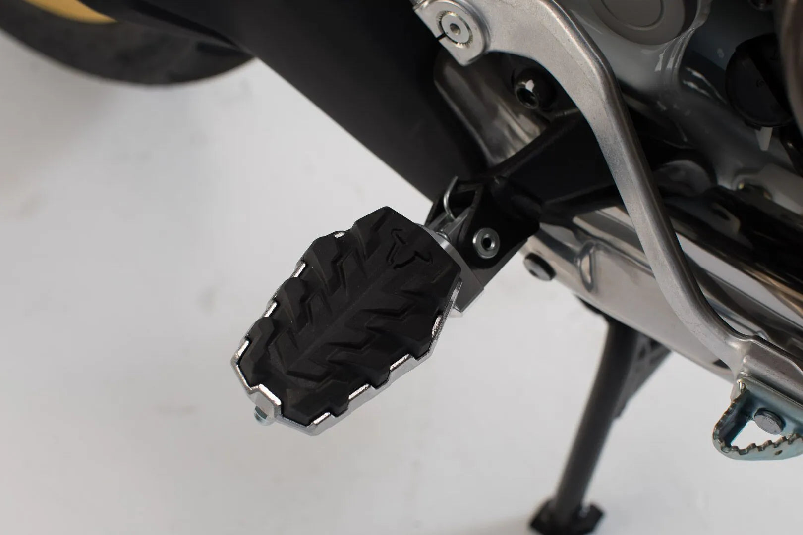 Sw-motech Evolution Footrest - Adjustable Pegs