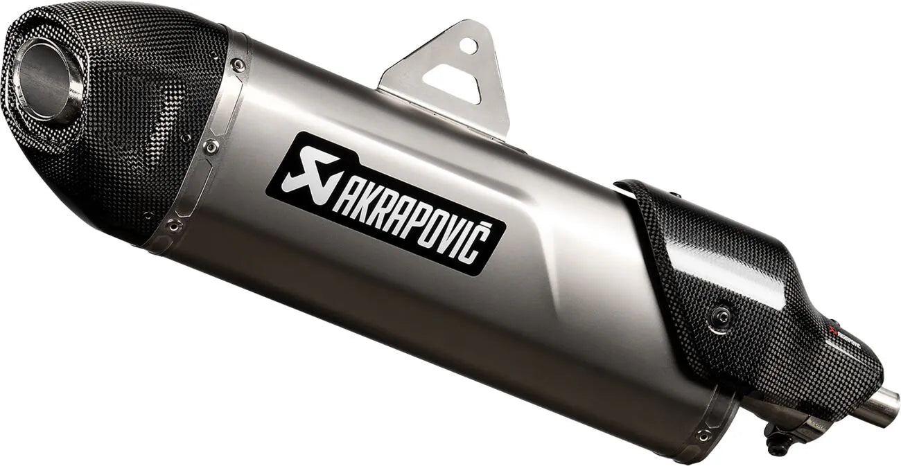 Akrapovic Slip-On Line Ljuddämpare Med Kolfiber Ändstycke - ECE Väglaglig
