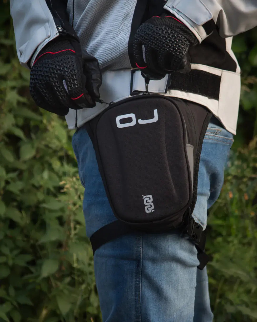 OJ Urban Track Leg Bag Black 1-2.5 Liters