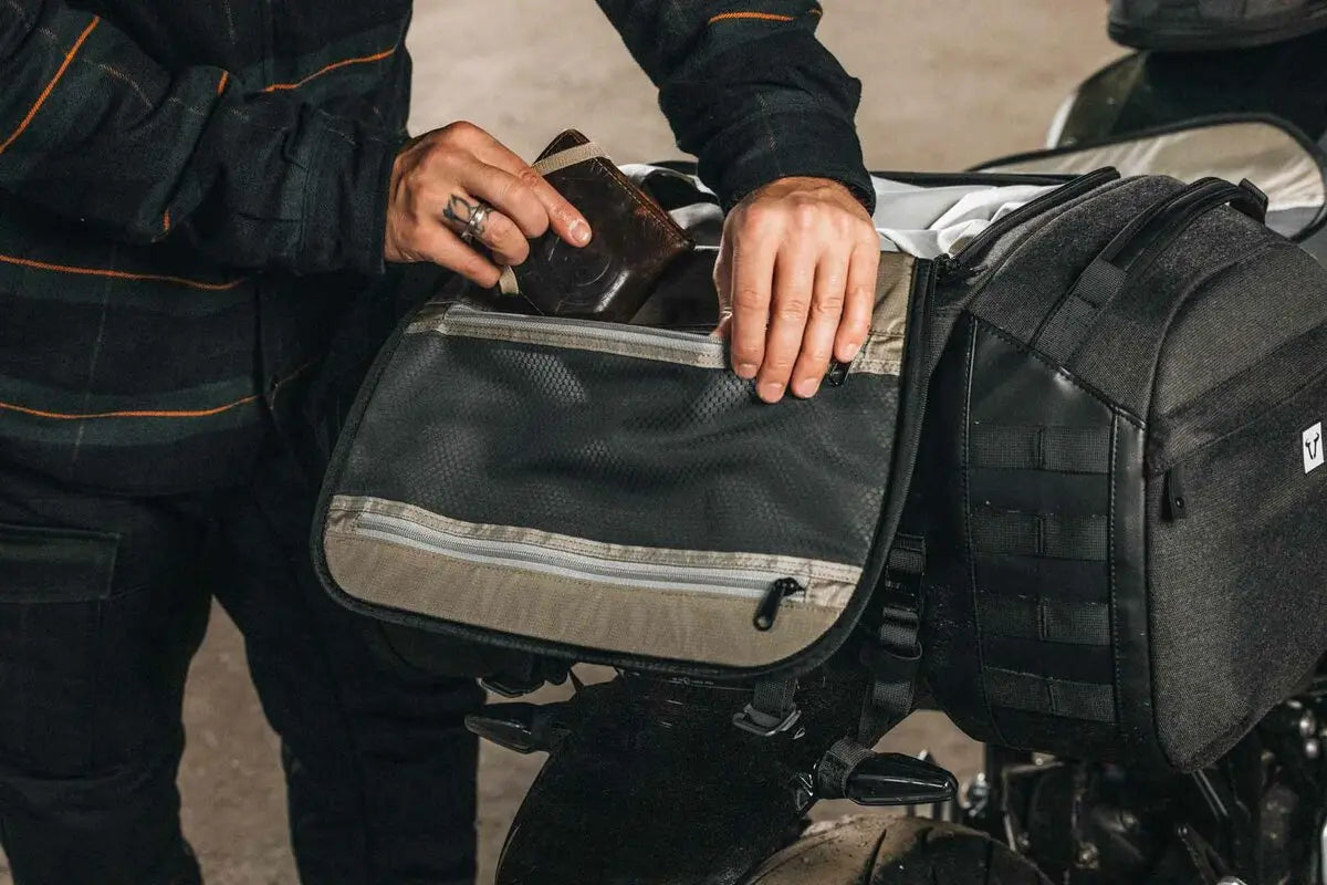 Sw-motech Legend Gear Lr5 Tail Bag - 52 Liter