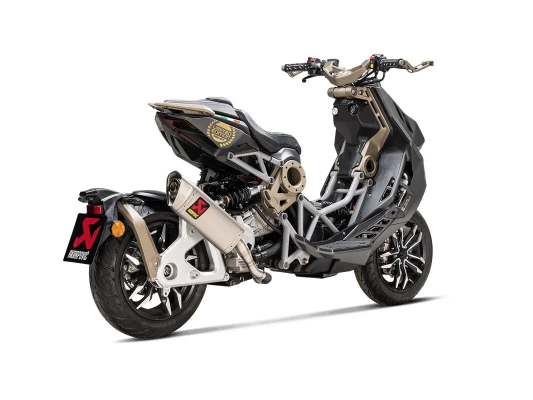 Akrapovic Slip-On Line Ljuddämpare För Scooter