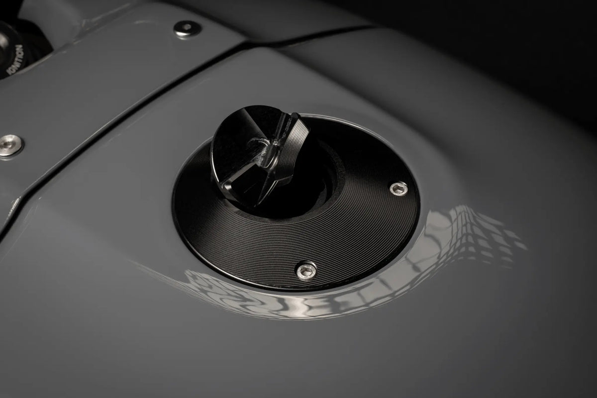 Gilles Tooling Fuel Cap Ver 2 Black for Yamaha