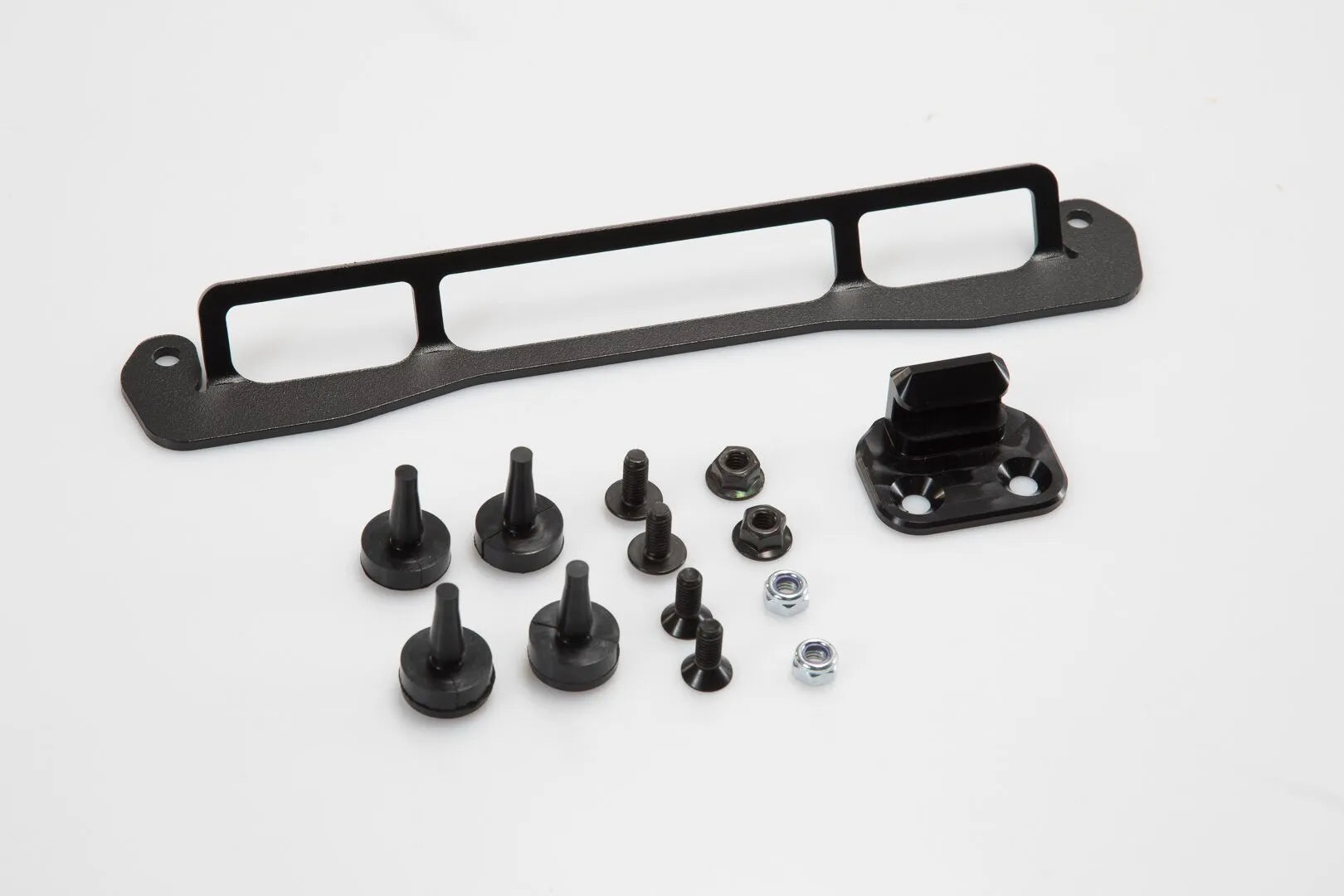 Sw-motech Adapter Kit For Shad Top Case On Adventure Racks