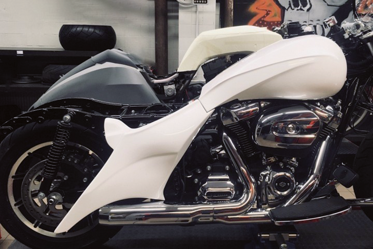 Tommy & Sons Magnus Conversion for Touring by Tommy & Sons – Gas- & Oil Tank