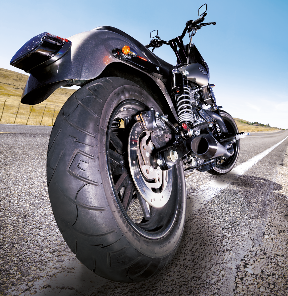 Shinko SR777R – Wheel & Tire