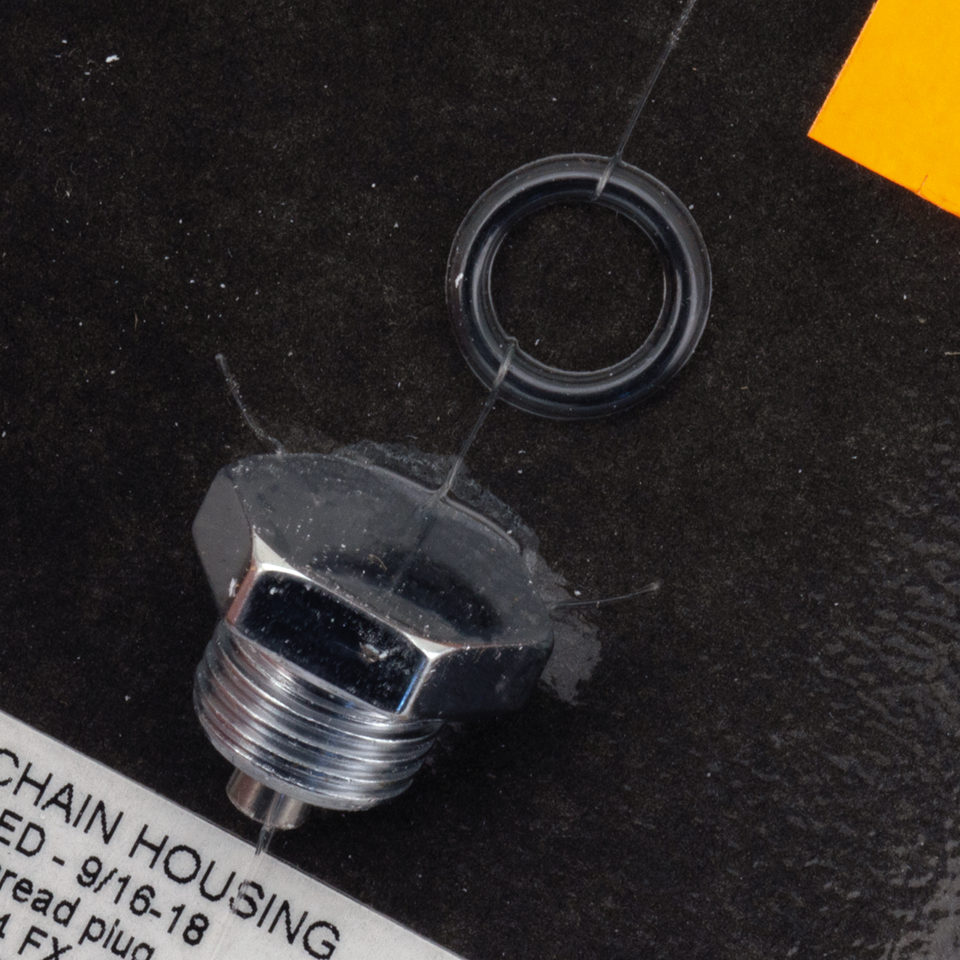 Colony Oil Tank Drain Plug – Gas- & Oil Tank