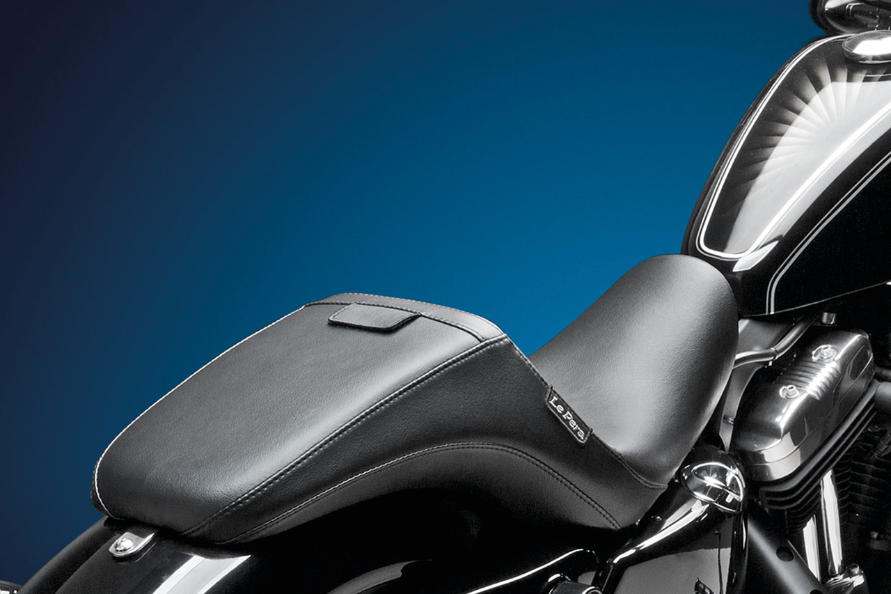 Le Pera Outcast with Backrest for Sportster – Seat
