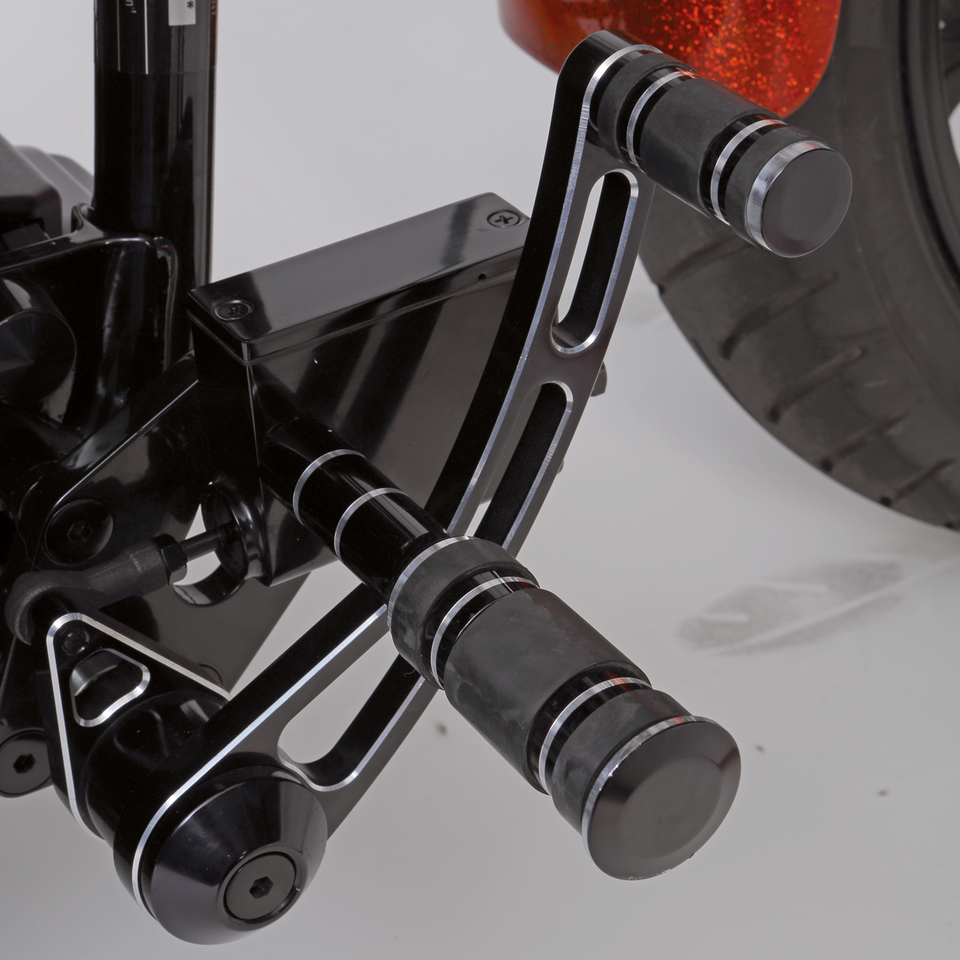 Zodiac Forward Control Kit for Softail & 4 Speed FX FL – Foot Control