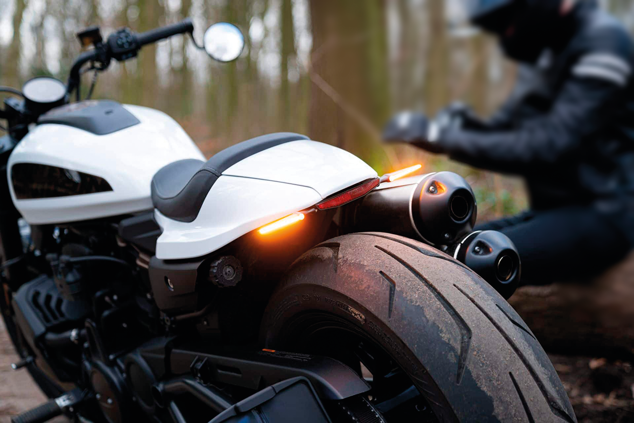 Kellermann EU Approved Jetstream Sequential Turn Signals – Electric & Light